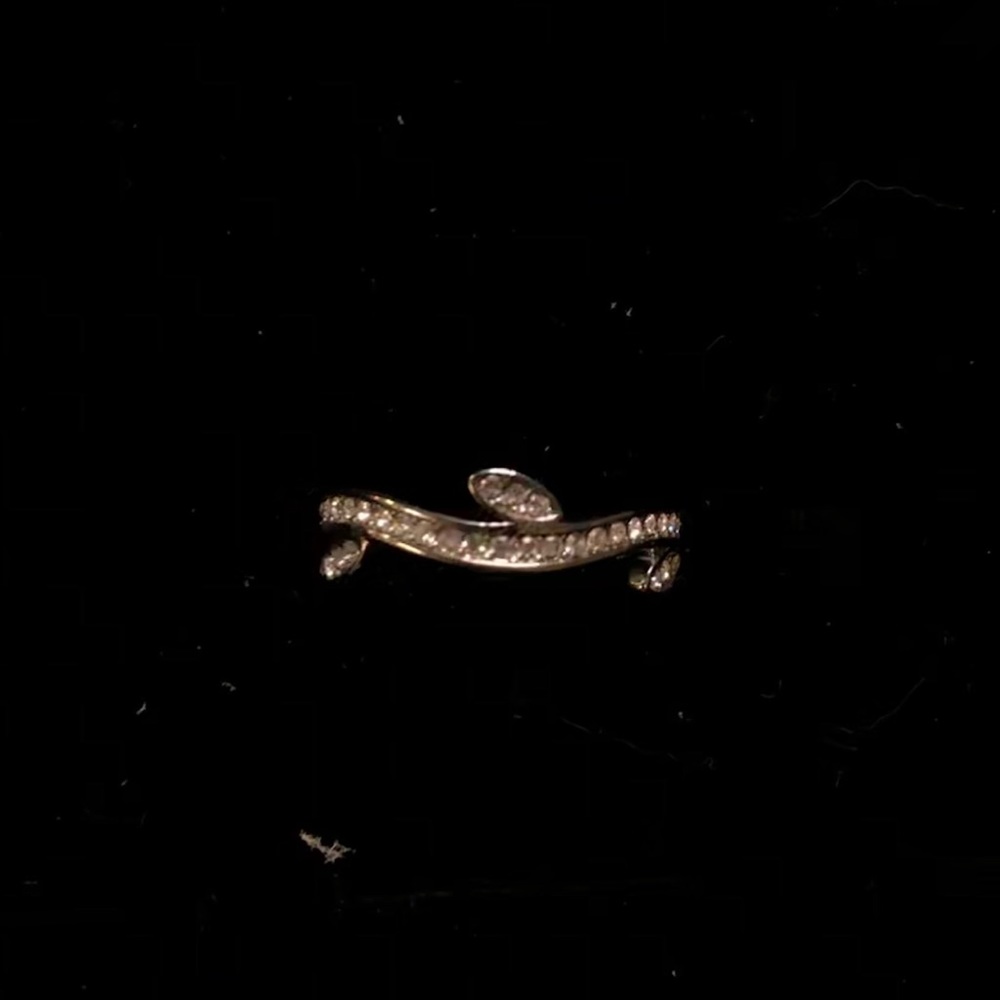 Vine/ Leaf Ring